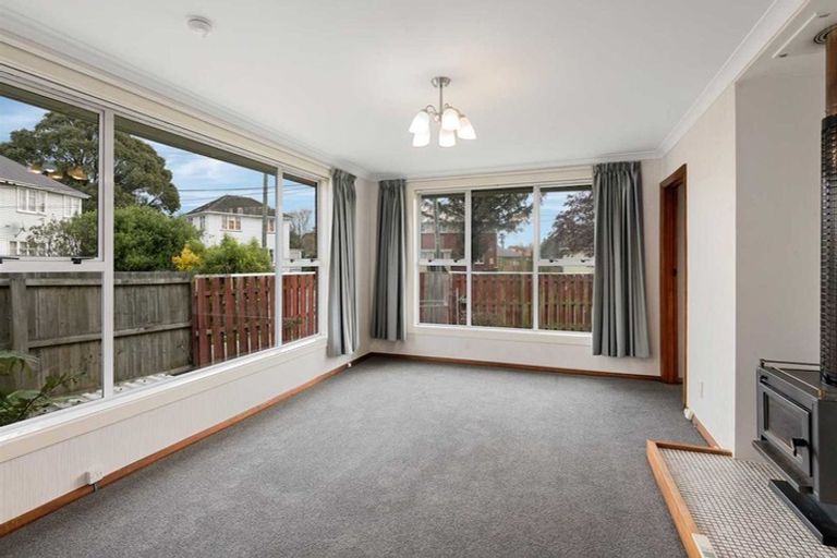 Photo of property in 20 Tiora Place, Upper Riccarton, Christchurch, 8041
