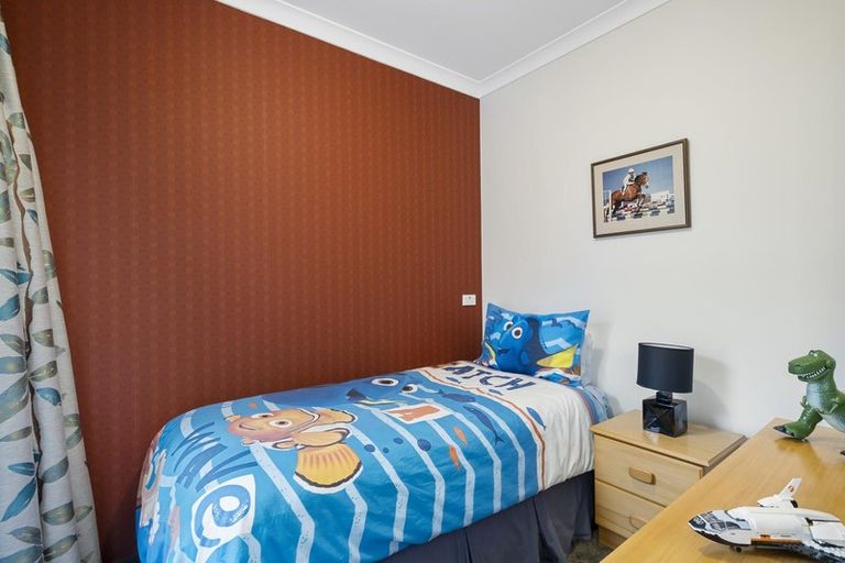 Photo of property in 5 Smiley Place, Mosgiel, 9024