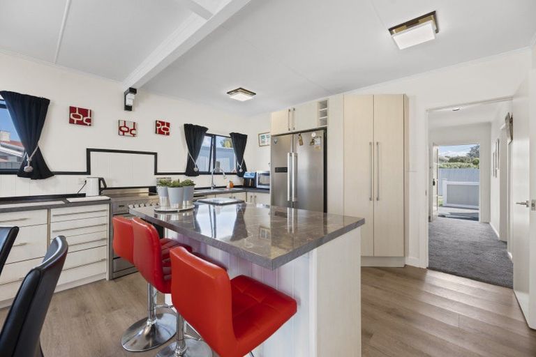 Photo of property in 76b Gloucester Street, Greenmeadows, Napier, 4112