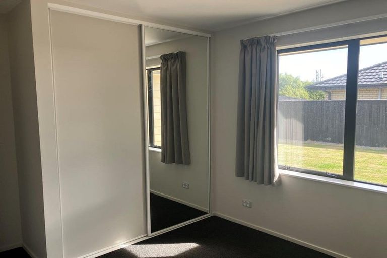 Photo of property in 5 Rossall Crescent, Rolleston, 7615