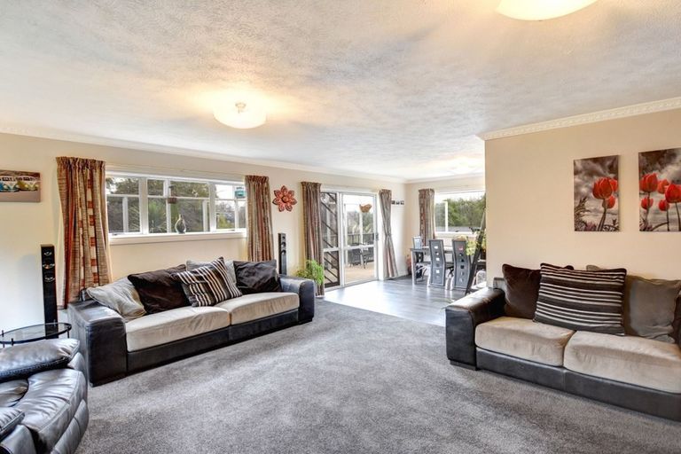 Photo of property in 81 Kinmont Crescent, Kinmont Park, Mosgiel, 9024