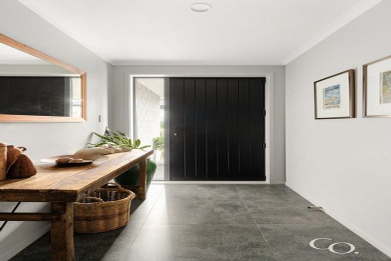 Photo of property in 14 Cowell Crescent, Pyes Pa, Tauranga, 3112