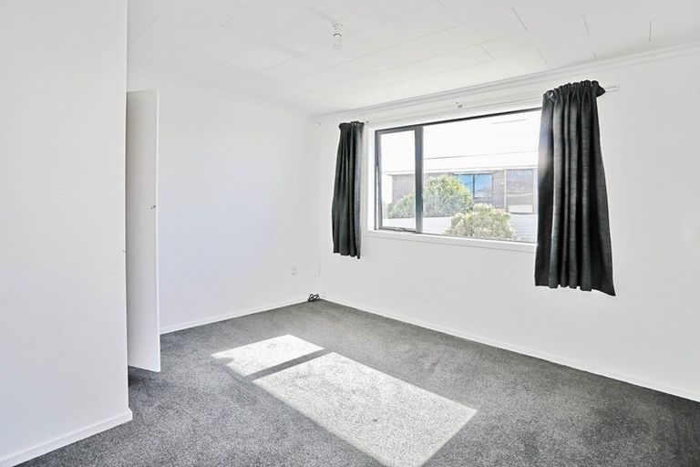 Photo of property in 30 Enniskillen Street, Clifton, Invercargill, 9812