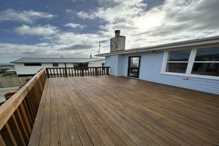 Photo of property in 25 Matatiro Street, Titahi Bay, Porirua, 5022