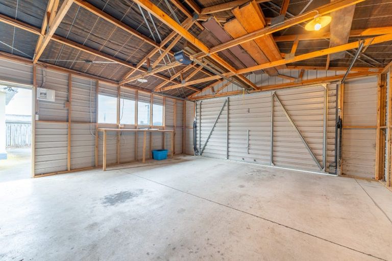 Photo of property in 6 Elizabeth Street, Waimate, 7924
