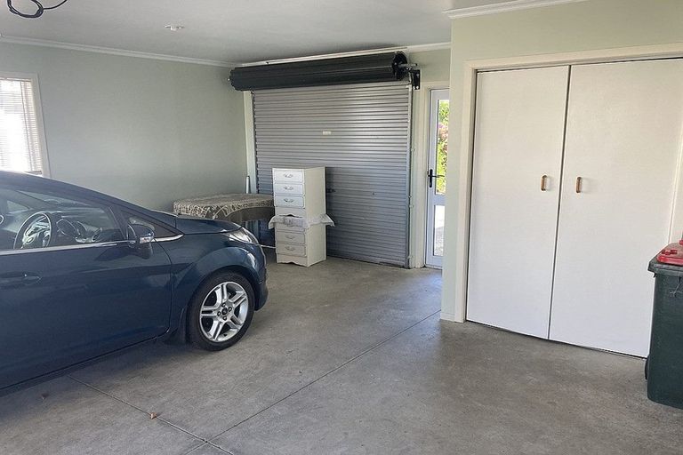 Photo of property in 5 Hamlet Street, Stratford, 4332