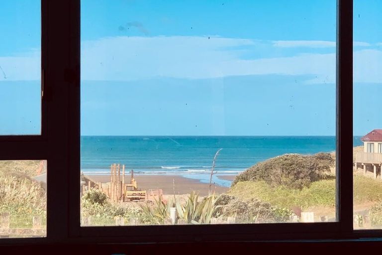 Photo of property in 15 Oceanview Terrace, Tirohanga, Lower Hutt, 5010