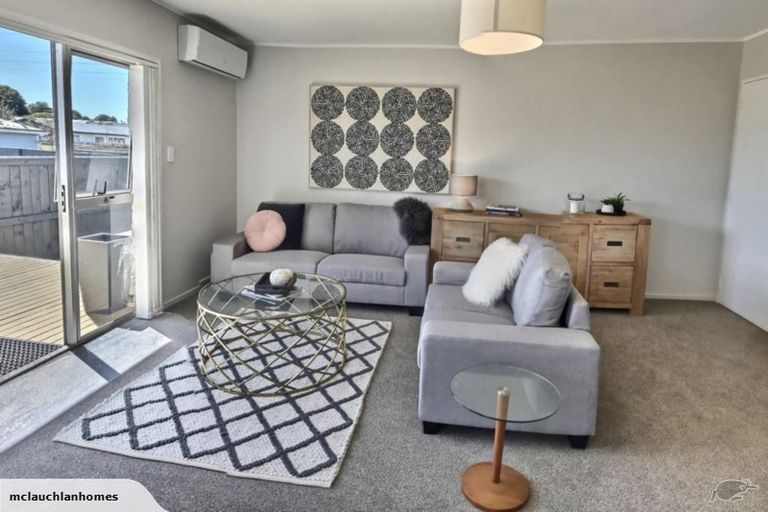 Photo of property in 4/50 Kenderdine Road, Papatoetoe, Auckland, 2025