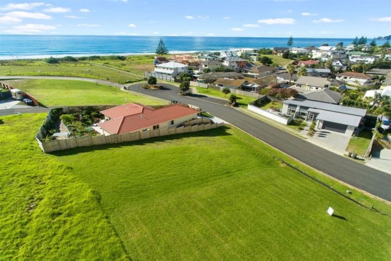 Photo of property in 43 Omega Place, Coastlands, Whakatane, 3120