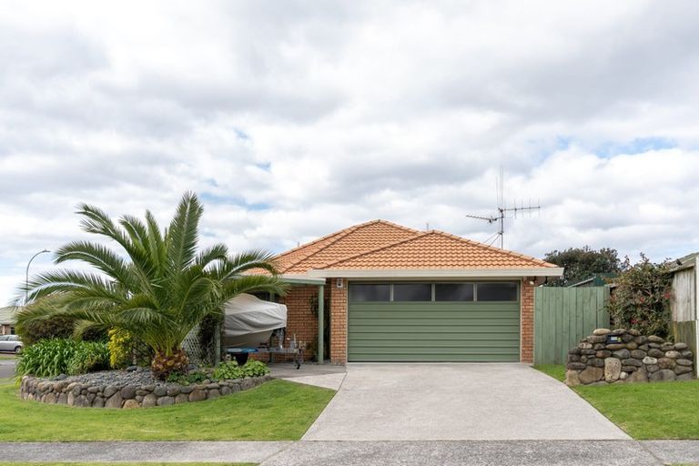 Photo of property in 4 Oleander Lane, Mount Maunganui, 3116