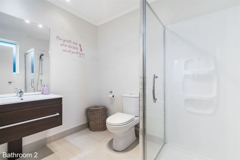 Photo of property in 58 Packspur Drive, Flat Bush, Auckland, 2016