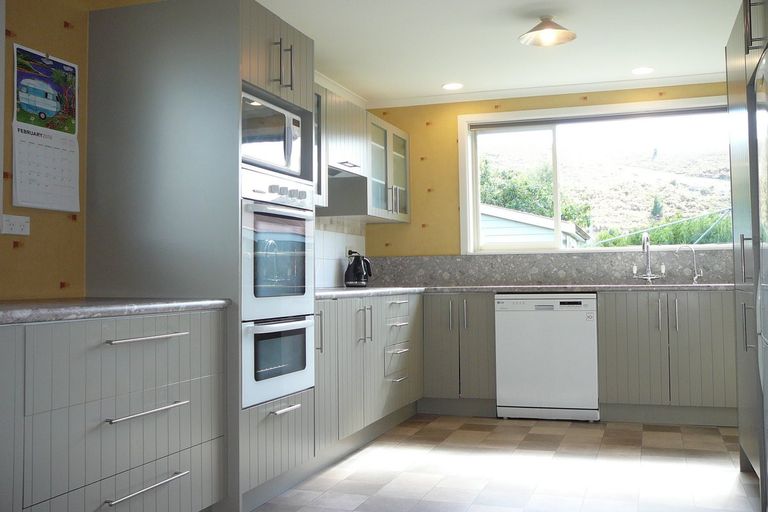 Photo of property in 128 Hazlett Street, Clyde, 9330