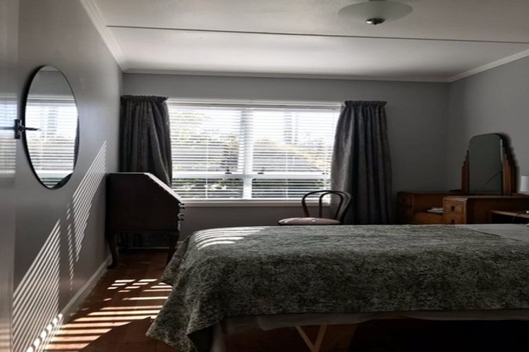 Photo of property in 2 Turenne Street, Inner Kaiti, Gisborne, 4010