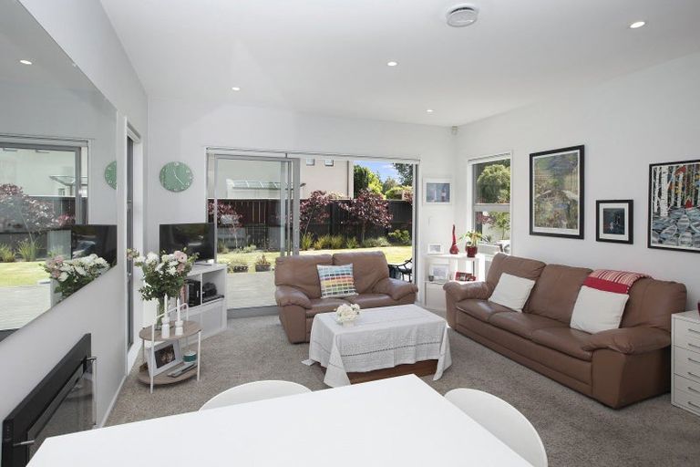 Photo of property in 2 Matisse Place, Burnside, Christchurch, 8053