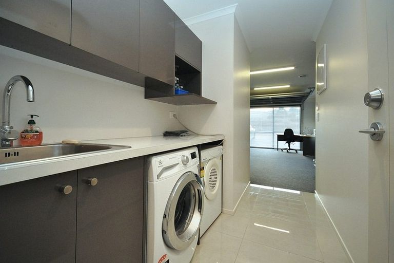 Photo of property in 188 Helenslee Road, Pokeno, 2472