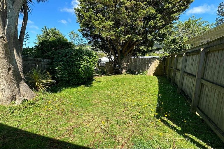 Photo of property in 57 Ranui Terrace, Tawa, Wellington, 5028