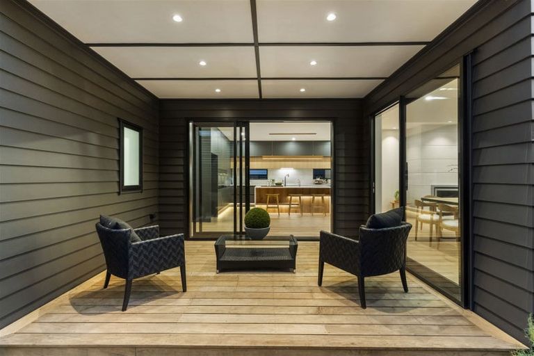 Photo of property in 3 Fender Place, Long Bay, Auckland, 0630