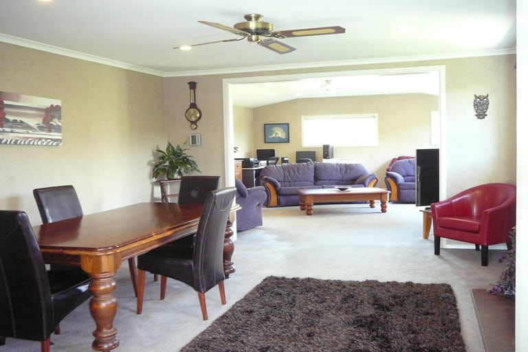 Photo of property in 128 Hazlett Street, Clyde, 9330