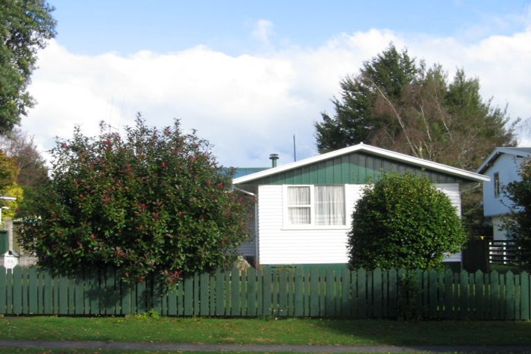 Photo of property in 52 Pohutukawa Drive, Tokoroa, 3420