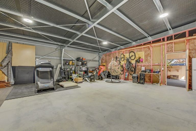 Photo of property in 337 Old Coach Road, Upper Moutere, 7173