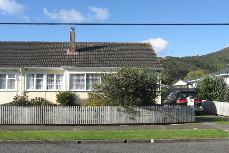 Photo of property in 13 Cole Street, Naenae, Lower Hutt, 5011