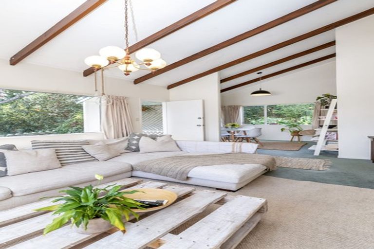 Photo of property in 2/116 Prince Regent Drive, Half Moon Bay, Auckland, 2012