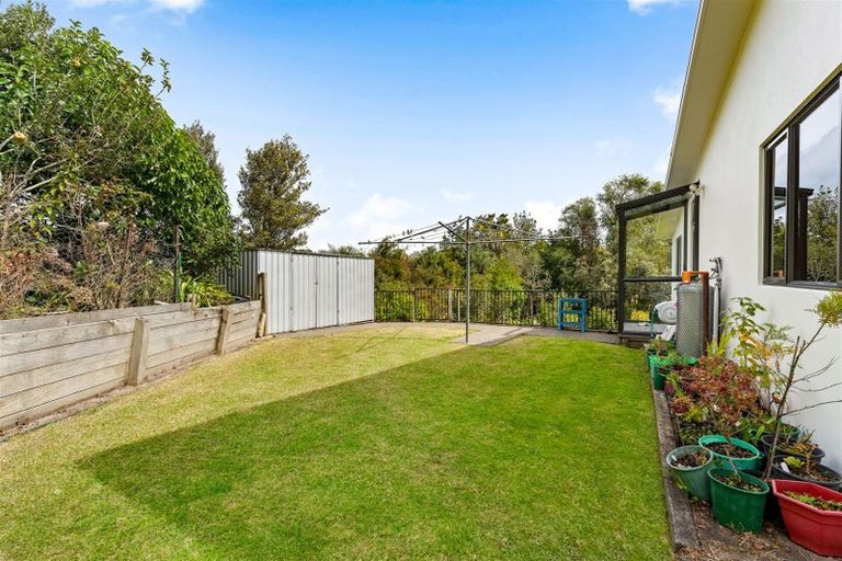 Photo of property in 50 Rosella Grove, Waimauku, 0812