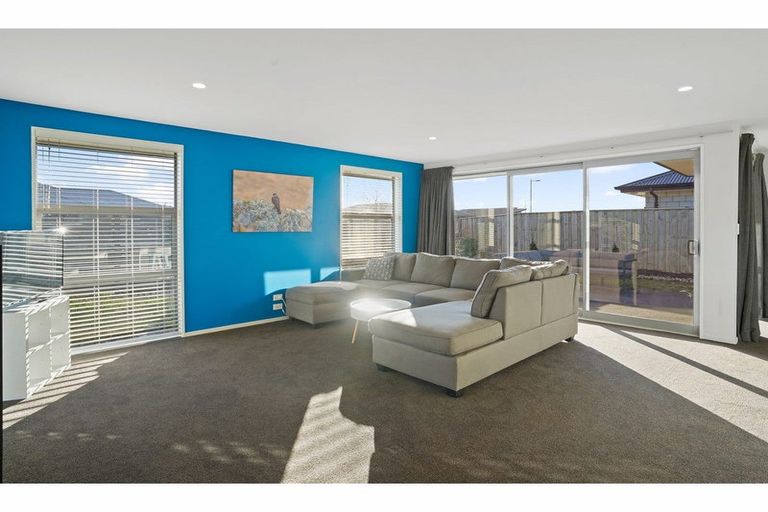 Photo of property in 1 Fry Place, Rolleston, 7614