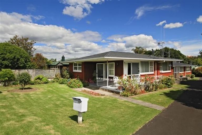 Photo of property in 5a Goods Road, Otumoetai, Tauranga, 3110