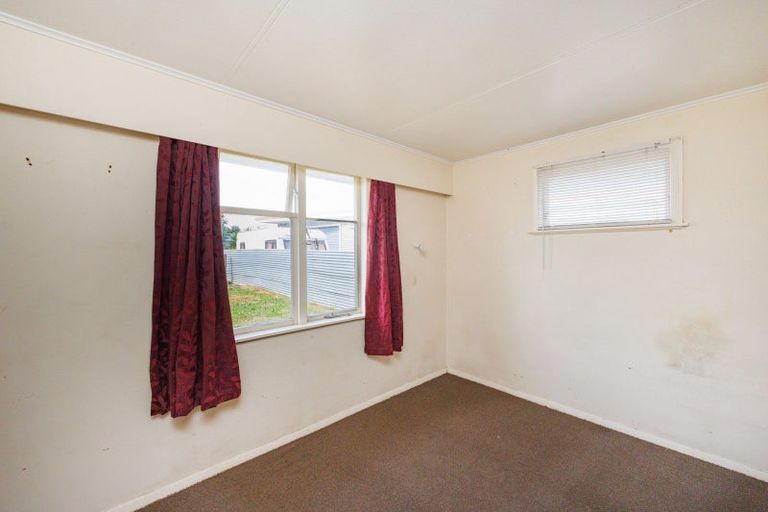 Photo of property in 30 Pembroke Street, Highbury, Palmerston North, 4412