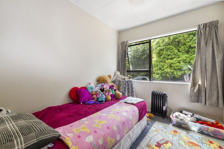 Photo of property in 16a Cherrywood Place, Western Heights, Rotorua, 3015