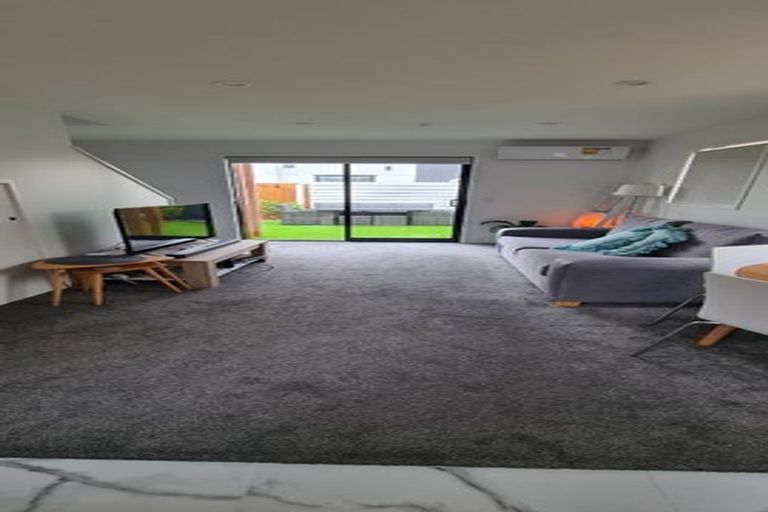 Photo of property in 10/41 Kervil Avenue, Te Atatu Peninsula, Auckland, 0610