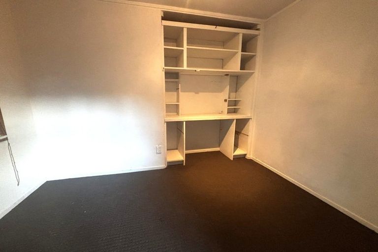 Photo of property in 18 Omokoroa Road, Omokoroa, 3114