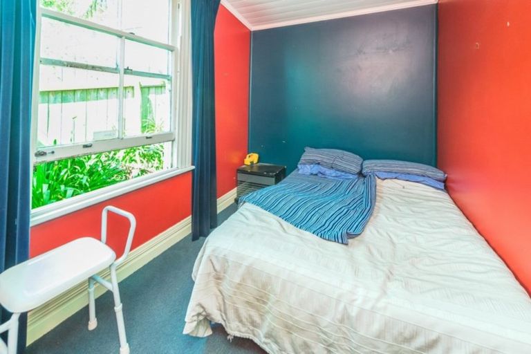 Photo of property in 64 Hipango Terrace, Durie Hill, Whanganui, 4500