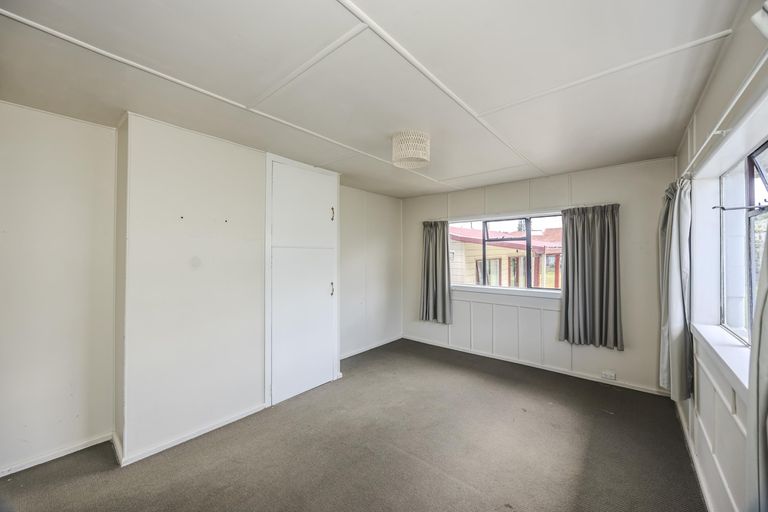 Photo of property in 12 Mersey Street, South Hill, Oamaru, 9400