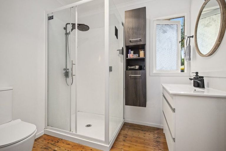 Photo of property in 247 Victoria Street West, Pukekohe, 2120