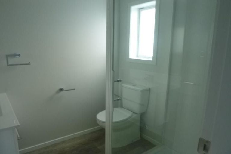 Photo of property in 8a Arthur Grove, Waikanae, 5036