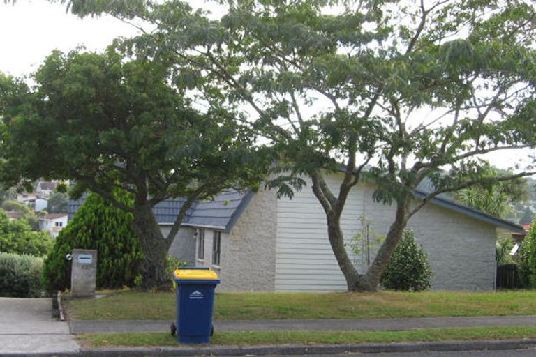 Photo of property in 33 Stapleford Crescent, Browns Bay, Auckland, 0630