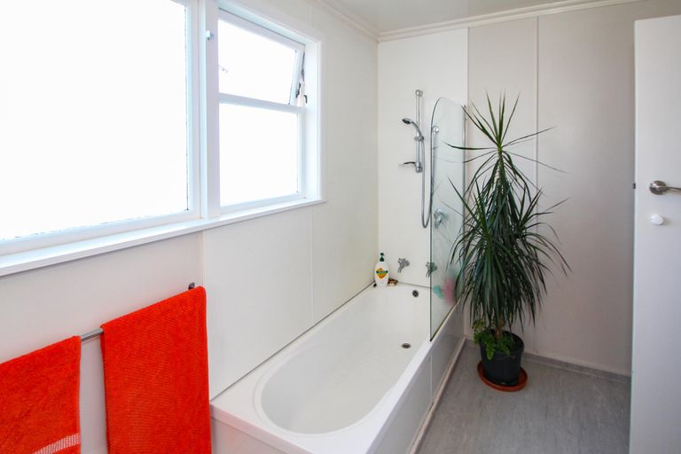 Photo of property in 116-118 Wansbeck Street, Holmes Hill, Oamaru, 9401