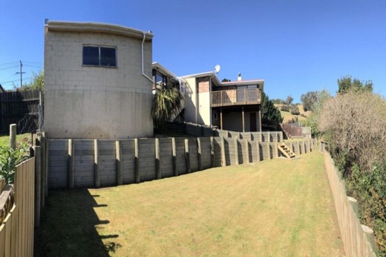 Photo of property in 32 Tomkins Street, Green Island, Dunedin, 9018