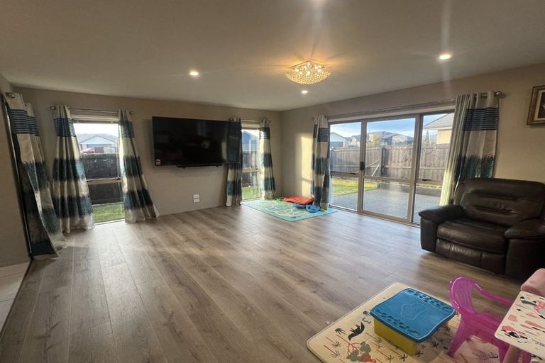 Photo of property in 7 Azara Way, Wigram, Christchurch, 8025