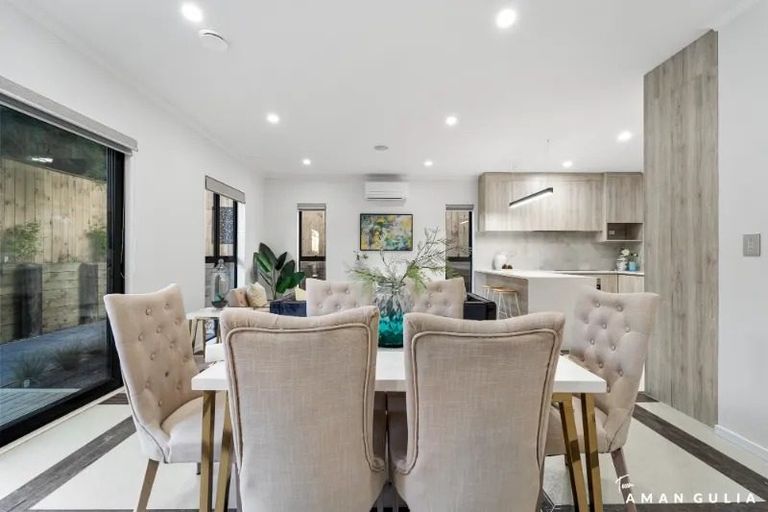 Photo of property in 36c Walker Road, Point Chevalier, Auckland, 1022