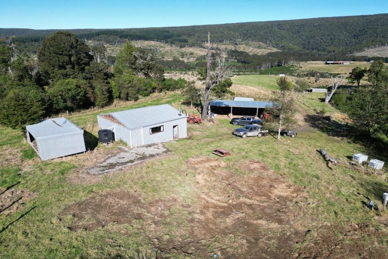 Photo of property in 1612 Tahakopa Valley Road, Tahakopa, Owaka, 9586