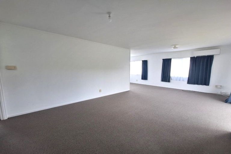 Photo of property in 9 Tullis Place, Burswood, Auckland, 2013