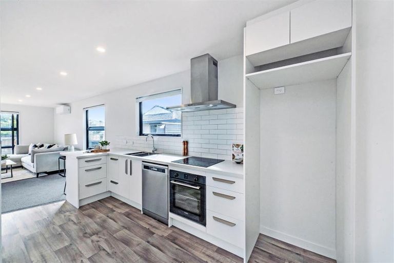 Photo of property in 18 Matlock Street, Woolston, Christchurch, 8062