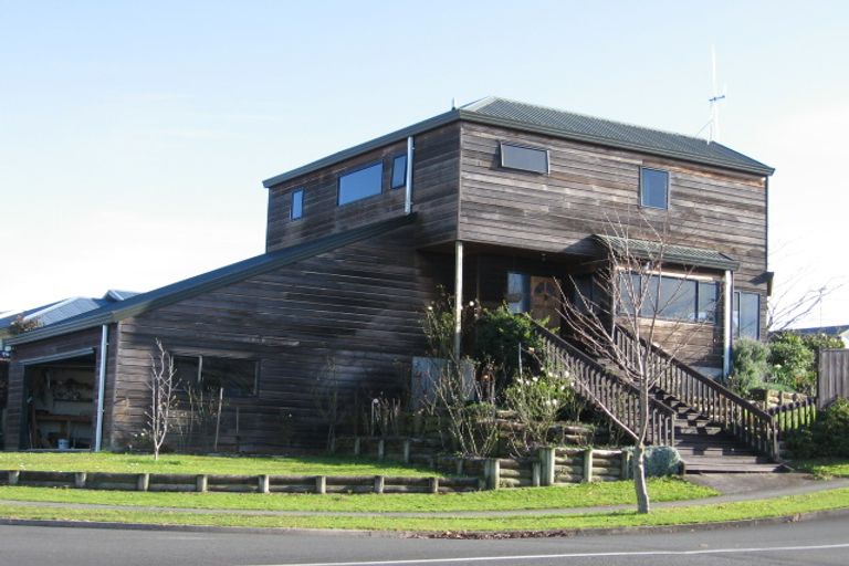 Photo of property in 3 Rosehill Place, Nawton, Hamilton, 3200