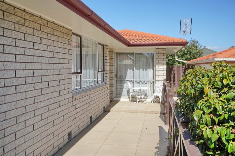 Photo of property in 6 Fenmere Place, Burwood, Christchurch, 8083