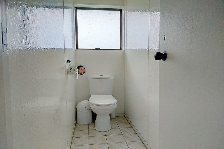 Photo of property in 25 Moncrieff Avenue, Clendon Park, Auckland, 2103