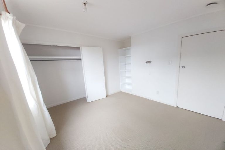 Photo of property in 2/34 Corunna Road, Milford, Auckland, 0620