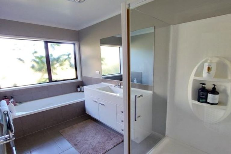 Photo of property in 54c Dillon Drive, Bell Block, New Plymouth, 4312